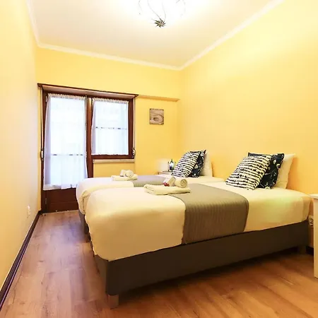 Almirante Stylish By Homing Appartement *
